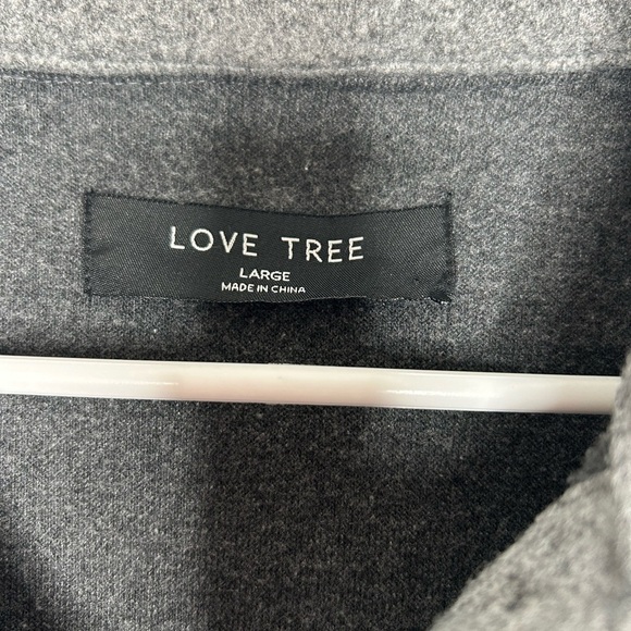 Love Tree Shacket Sz L Gray Pockets Cozy Fall Winter - Picture 4 of 8